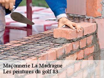 Maçonnerie 83270